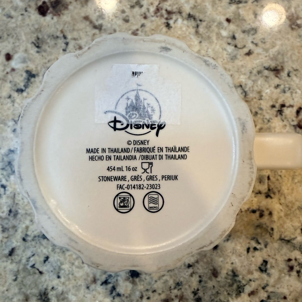 Disney Mickey Mouse 'Hit the Snooze' Mug - Orange and Cream - Picture 4 of 4